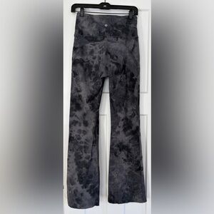 Lululemon Groove Super High Rise Flare Leggings